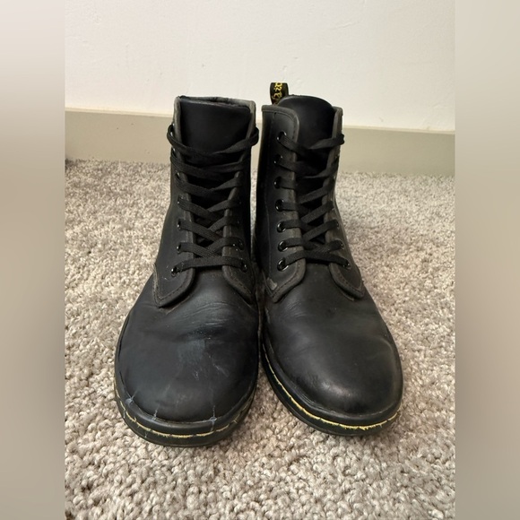 Dr. Martens Shoreditch Greasy - Picture 2 of 9